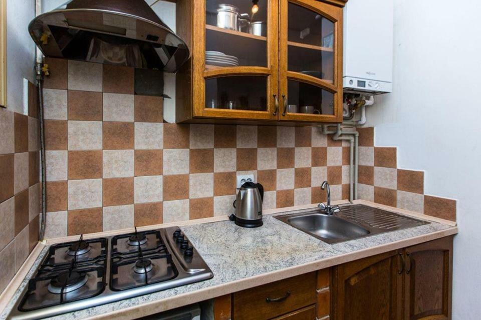 Apartments In The Customs Square Lviv Extérieur photo